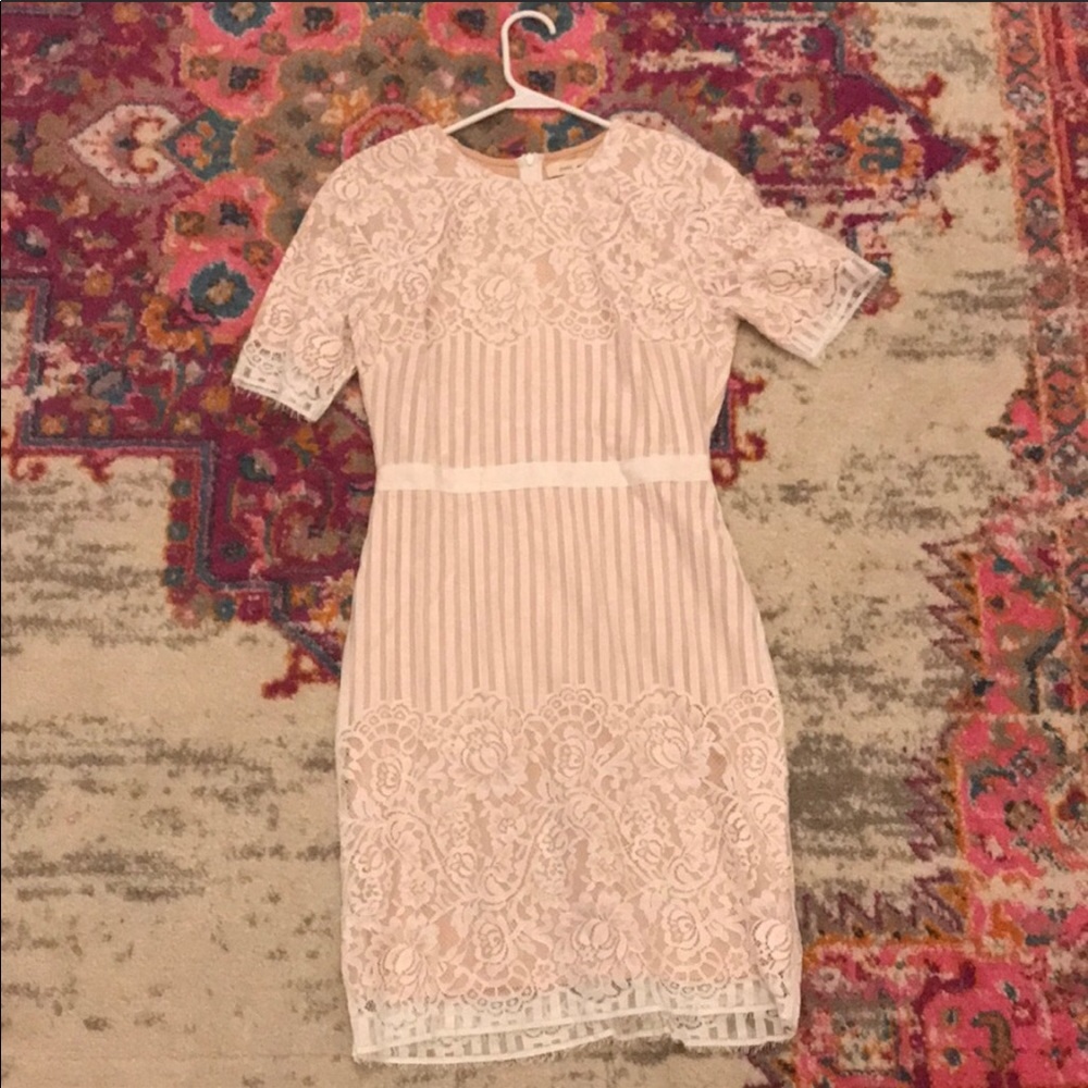 Vici white lace dress